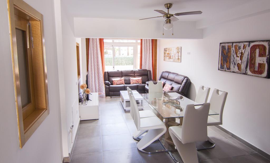 Anju Villas Los Delfines Bravo'S Apartments Corralejo Exteriér fotografie