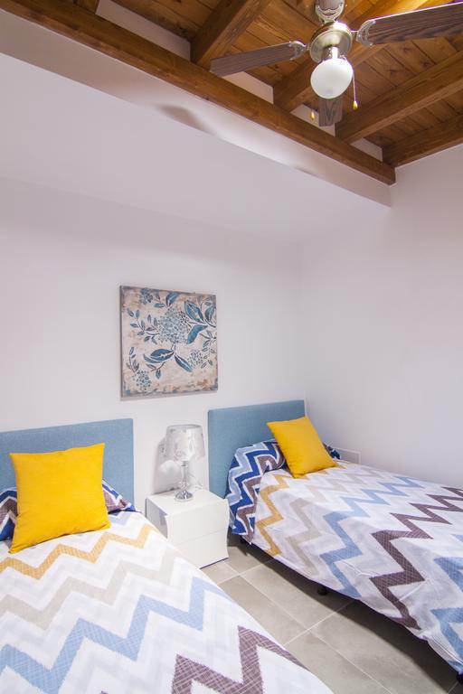Anju Villas Los Delfines Bravo'S Apartments Corralejo Exteriér fotografie